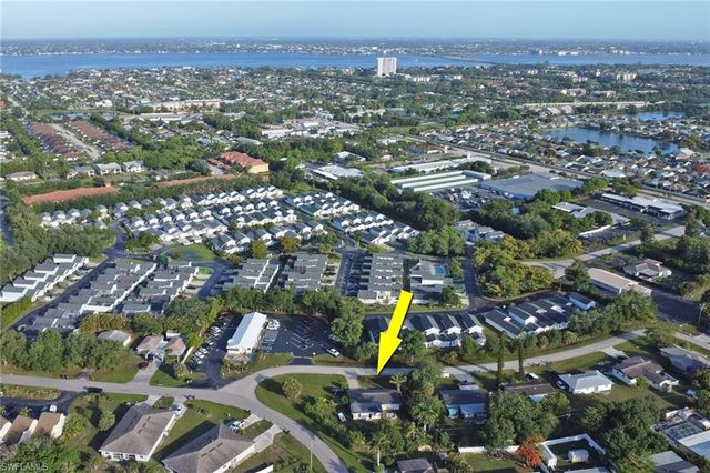 6701 Fiesta LN, Fort Myers, FL 33919