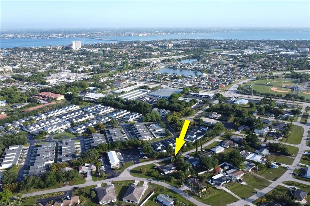 6701 Fiesta LN, FORT MYERS, FL 33919 — photo 5