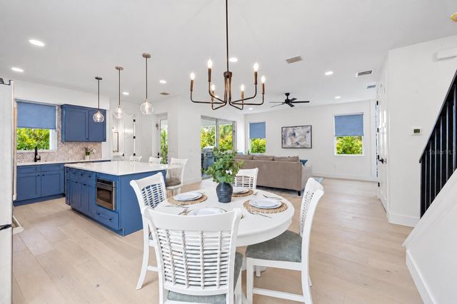 1647 SIESTA DRIVE, Sarasota, FL 34239