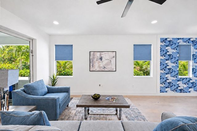 1647 SIESTA DRIVE, Sarasota, FL 34239