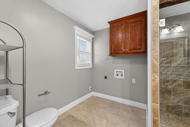 201 S Jackson Street, Spring Hill, KS 66083