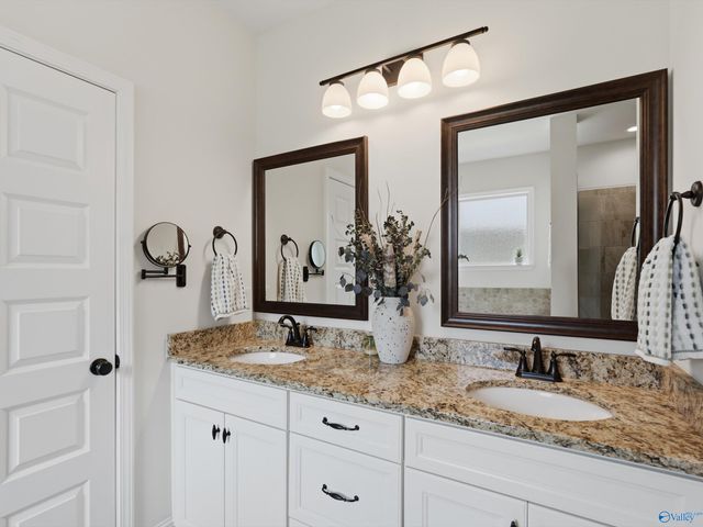 5001 River Birch Lane, Owens Cross Roads, AL 35763