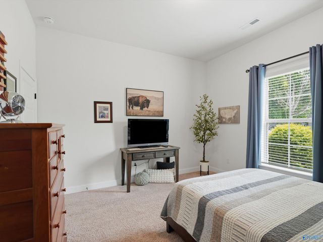 5001 River Birch Lane, Owens Cross Roads, AL 35763