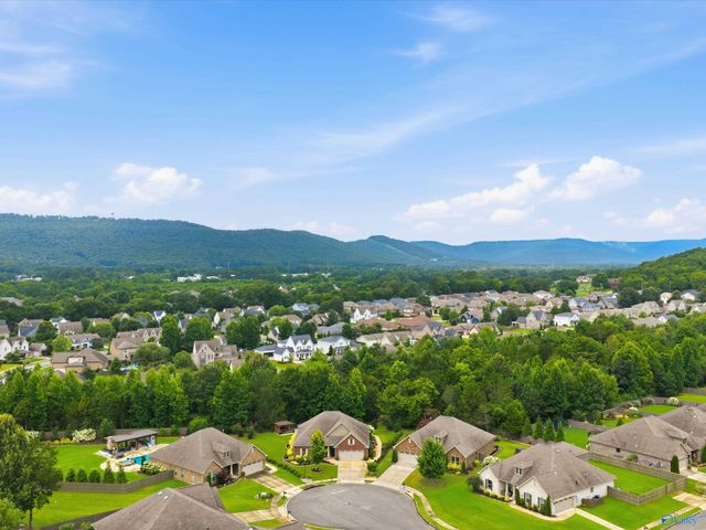 5001 River Birch Lane, Owens Cross Roads, AL 35763