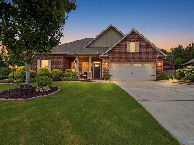 5001 River Birch Lane, Owens Cross Roads, AL 35763