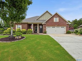 5001 River Birch Lane, Owens Cross Roads, AL 35763
