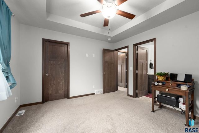 9320 W Colton St Street, Sioux Falls, SD 57106