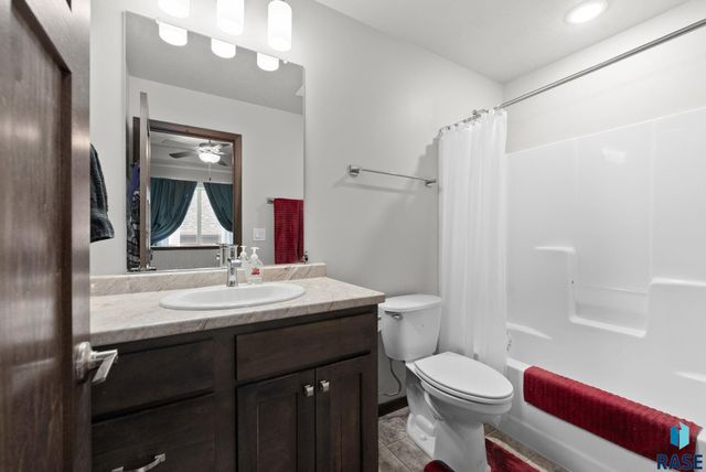 9320 W Colton St Street, Sioux Falls, SD 57106