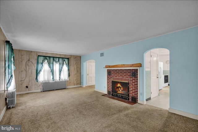 618 SMITH AVE, Lebanon, PA 17042