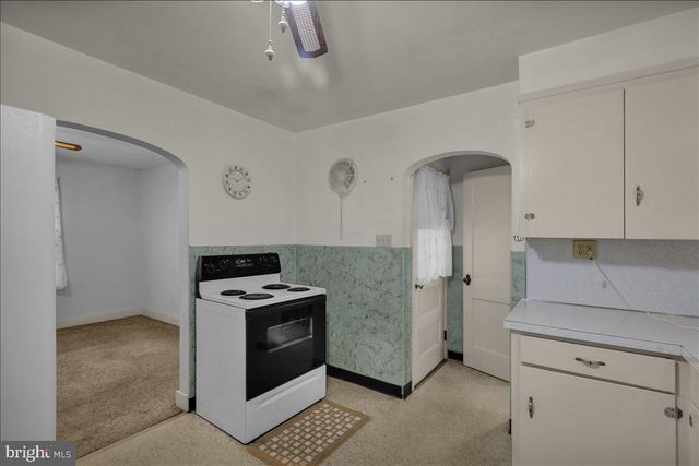 618 SMITH AVE, Lebanon, PA 17042