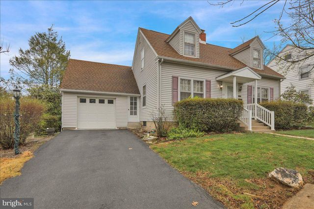 618 SMITH AVE, Lebanon, PA 17042