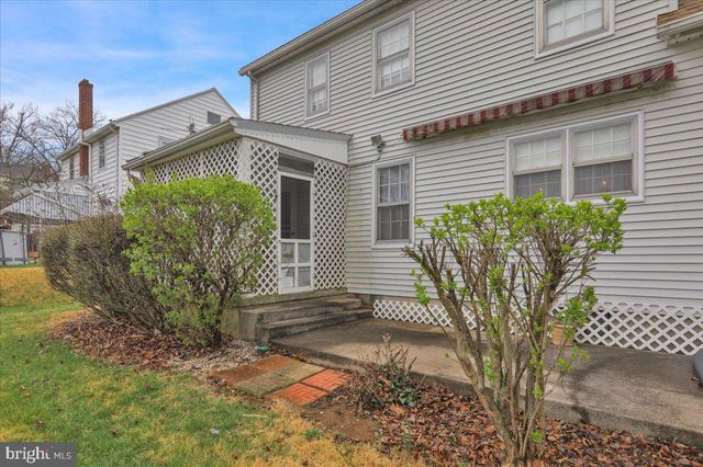 618 SMITH AVE, Lebanon, PA 17042