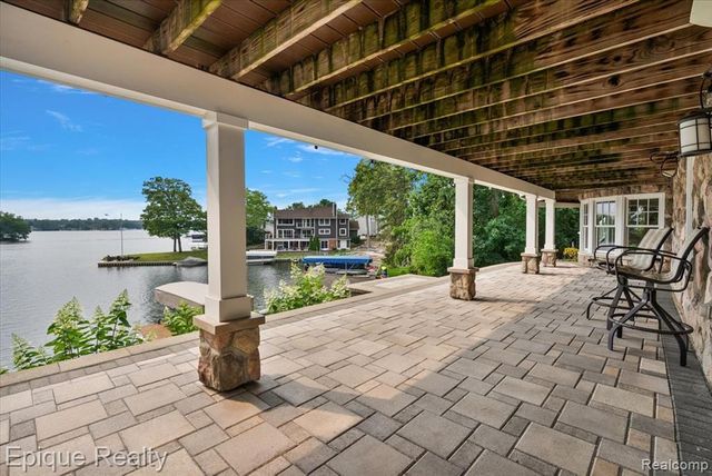 791 Central Drive, Lake Orion, MI 48362