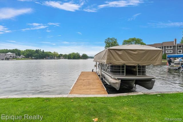 791 Central Drive, Lake Orion, MI 48362