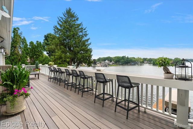 791 Central Drive, Lake Orion, MI 48362