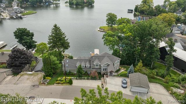 791 Central Drive, Lake Orion, MI 48362