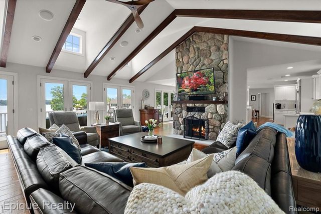 791 Central Drive, Lake Orion, MI 48362