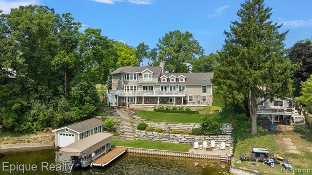791 Central Drive, Lake Orion, MI 48362