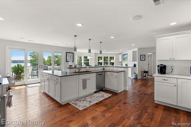 791 Central Drive, Lake Orion, MI 48362