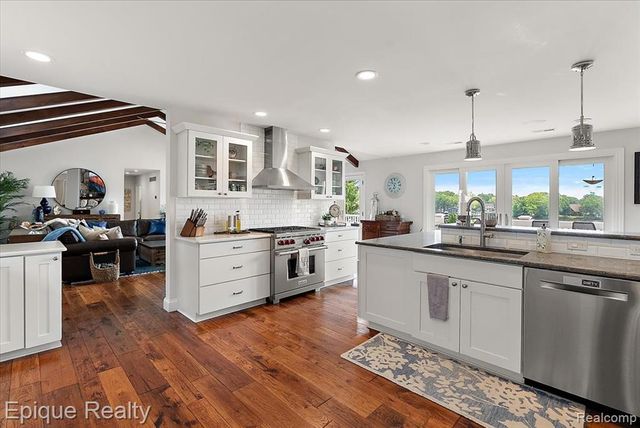 791 Central Drive, Lake Orion, MI 48362
