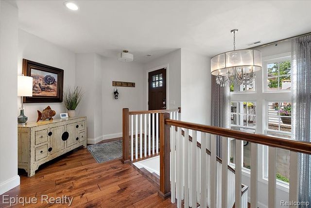 791 Central Drive, Lake Orion, MI 48362