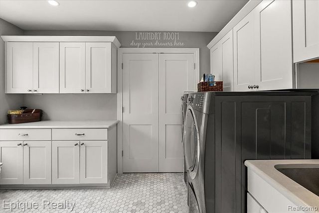 791 Central Drive, Lake Orion, MI 48362