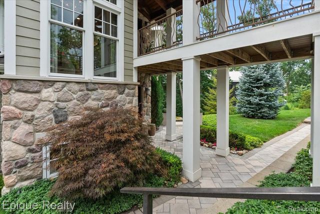 791 Central Drive, Lake Orion, MI 48362