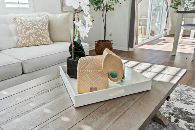 2328 Columba Gln, Escondido, CA 92025