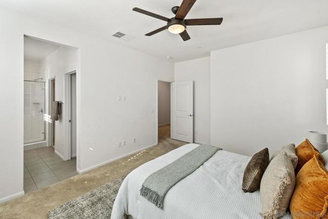 2328 Columba Gln, Escondido, CA 92025