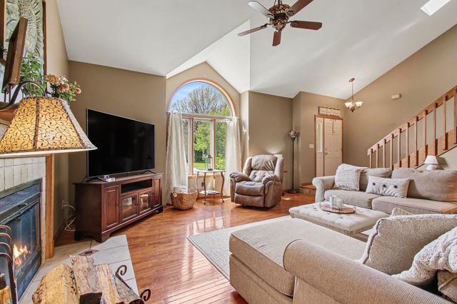 10009 Delmar Street, St. John, IN 46373