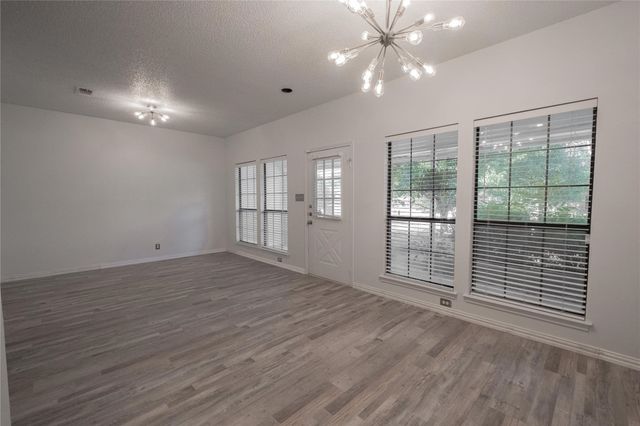 8201 Llano Avenue, Benbrook, TX 76116