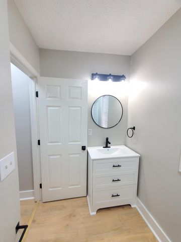 33 S Cypress Avenue, Columbus, OH 43222