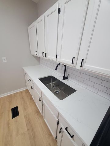 33 S Cypress Avenue, Columbus, OH 43222