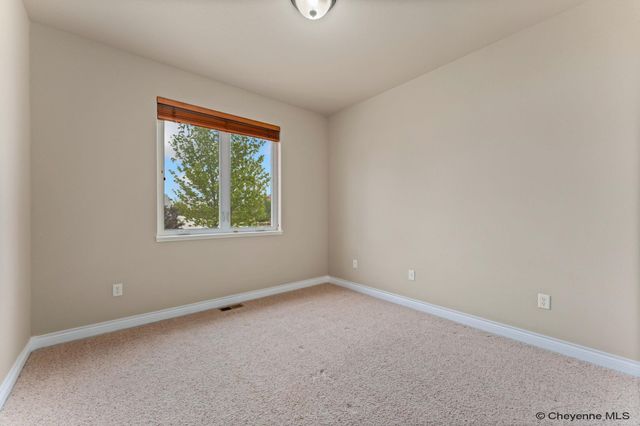 7303 HUNTZ DR, Cheyenne, WY 82009