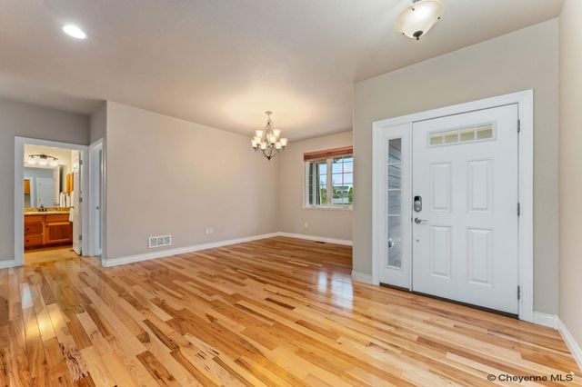7303 HUNTZ DR, Cheyenne, WY 82009