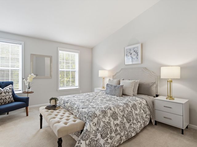 2768 Ashcombe Drive, Ann Arbor, MI 48105