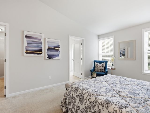 2768 Ashcombe Drive, Ann Arbor, MI 48105