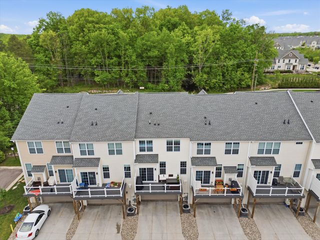 2768 Ashcombe Drive, Ann Arbor, MI 48105