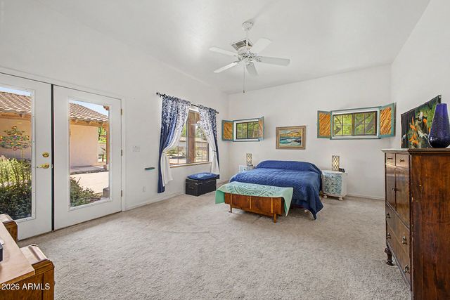 545 E MESQUITE Avenue, Gilbert, AZ 85296