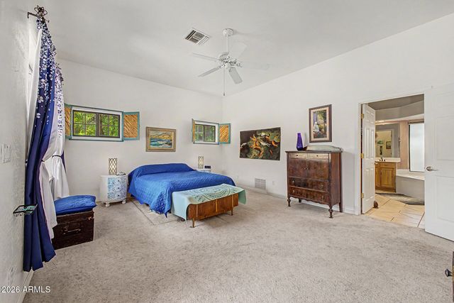 545 E MESQUITE Avenue, Gilbert, AZ 85296