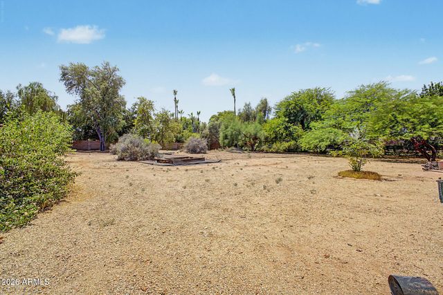 545 E MESQUITE Avenue, Gilbert, AZ 85296