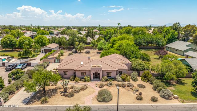 545 E MESQUITE Avenue, Gilbert, AZ 85296