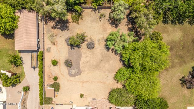 545 E MESQUITE Avenue, Gilbert, AZ 85296