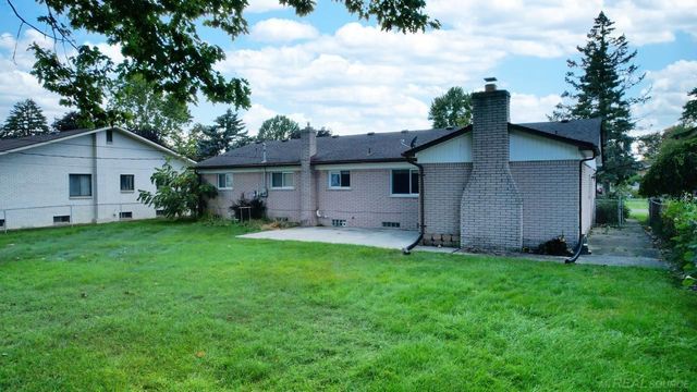 37210 Almont Drive, Sterling Heights, MI 48310