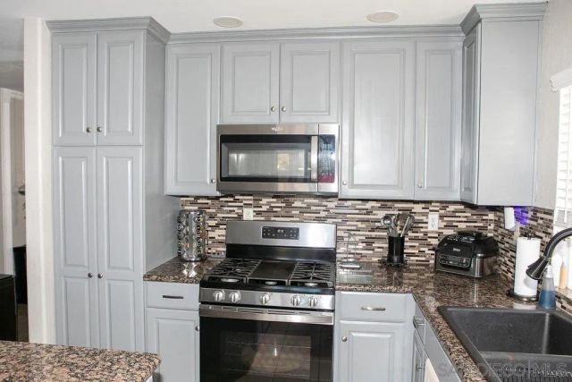 1419 Hummingbird Way, Hemet, CA 92545