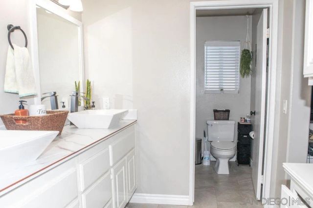 1419 Hummingbird Way, Hemet, CA 92545