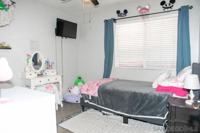 1419 Hummingbird Way, Hemet, CA 92545