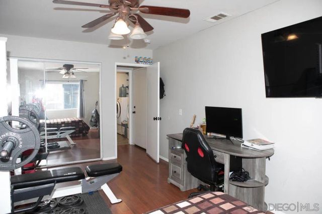 1419 Hummingbird Way, Hemet, CA 92545