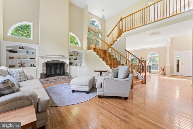 120 LONGWOOD DR, Stafford, VA 22556
