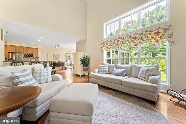 120 LONGWOOD DR, Stafford, VA 22556